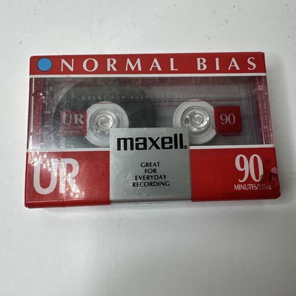 Maxell Blank Audio Cassette Tape 90 minutes UR 90 IEC‎ Type I Normal New Sealed - Picture 1 of 8